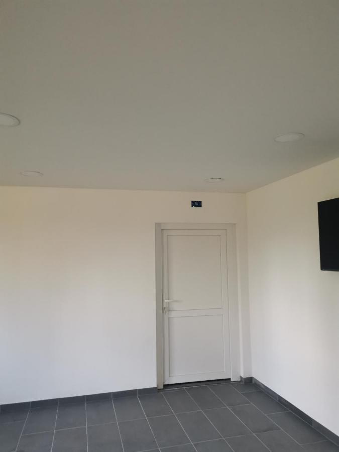 Apartamento Podlovics Tanya Panzió Kemecse Exterior foto